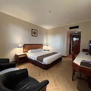 Hotel Shangri-la ***