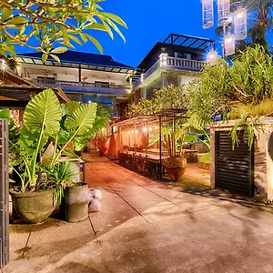 Hotel Lot 33 Boutique ***